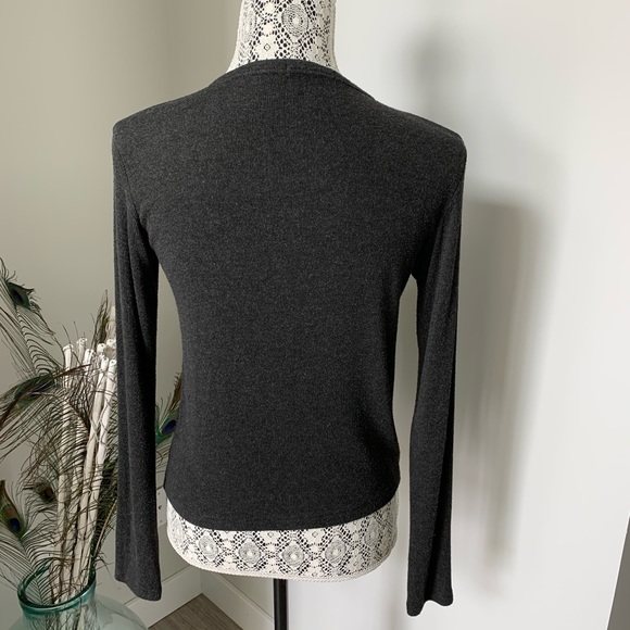 BRANDY MELVILLE Henley Style Sweater - Picture 4 of 5